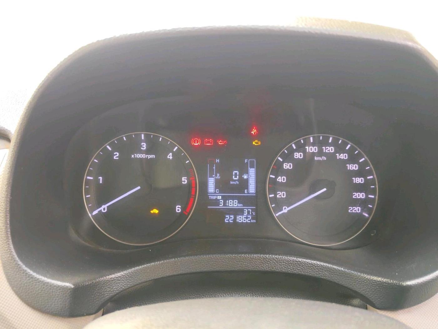 2017 Hyundai Creta E PLUS 1.4 DIESEL, Diesel, Manual, 2,27,982 km, interior