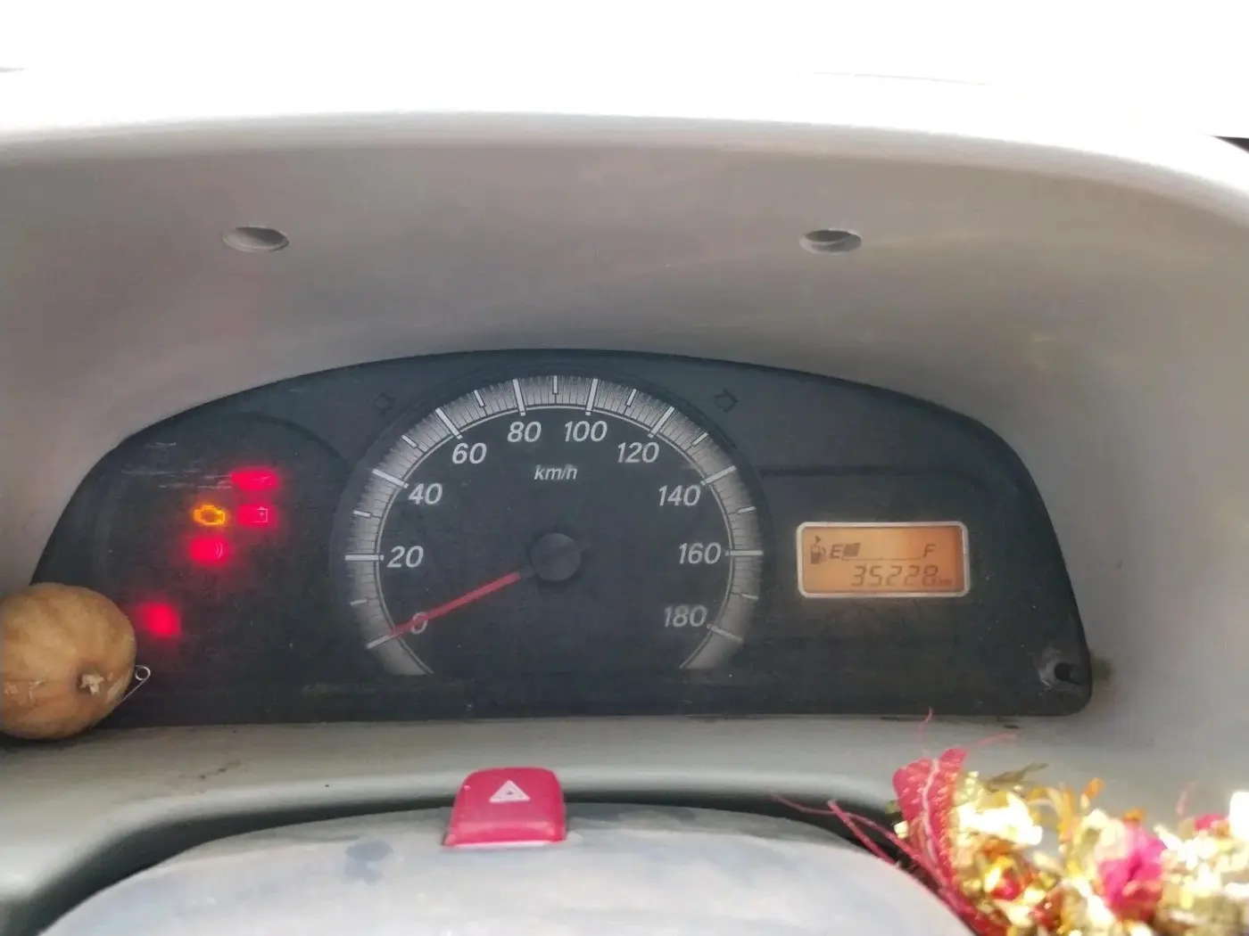 2020 Maruti Eeco 5 STR WITH A/C+HTR, Petrol, Manual, 35,228 km, interior