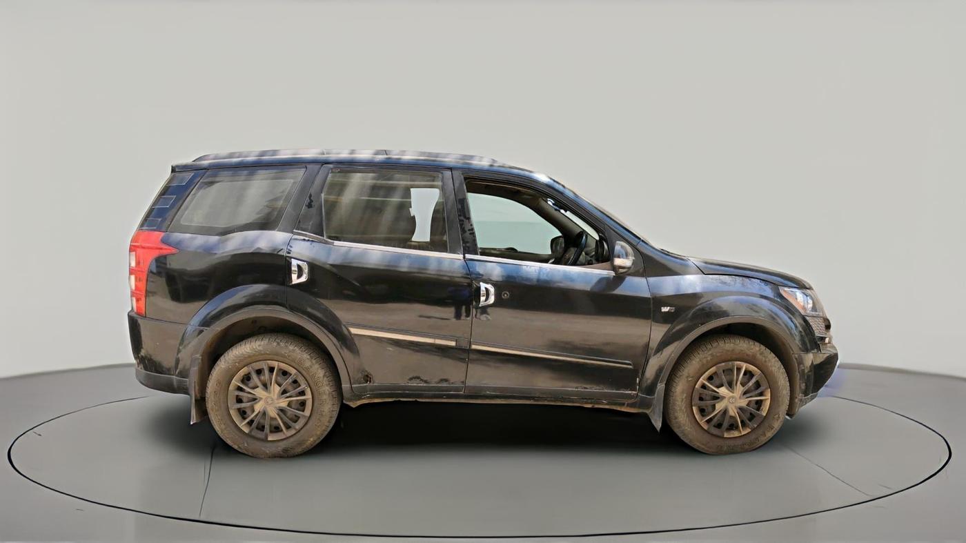 2012 Mahindra XUV500 W6, Diesel, Manual, 1,09,596 km, exterior