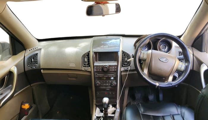 2012 Mahindra XUV500 W6, Diesel, Manual, 1,09,596 km, interior