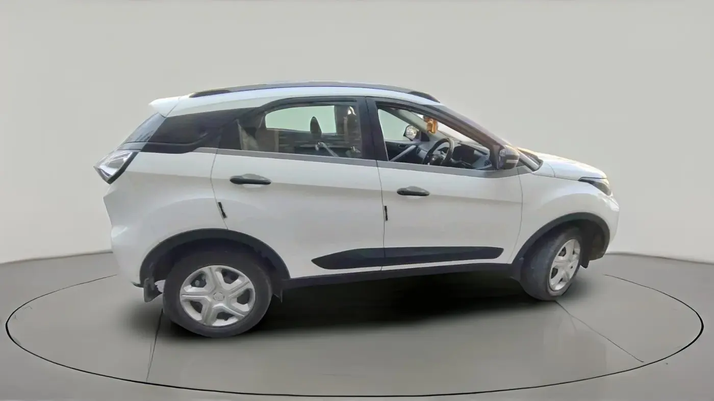 2022 Tata NEXON XMA SUNROOF PETROL, Petrol, Automatic, 71,699 km, exterior