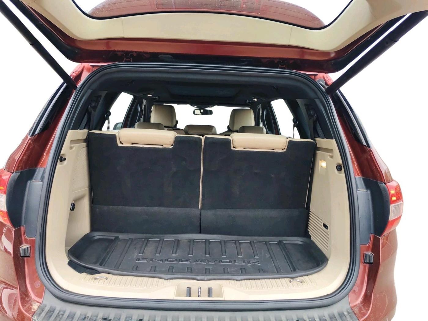 2019 Ford Endeavour TITANIUM PLUS 2.2 4X2 AT SUNROOF, Diesel, Automatic, 96,630 km, exterior