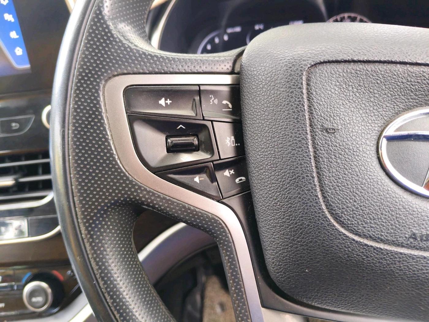 2019 Tata Harrier XZ 2.0L, Diesel, Manual, 85,861 km, interior