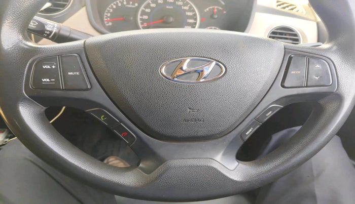 2018 Hyundai Grand i10 MAGNA 1.2 KAPPA VTVT, CNG, Manual, 1,38,193 km, interior