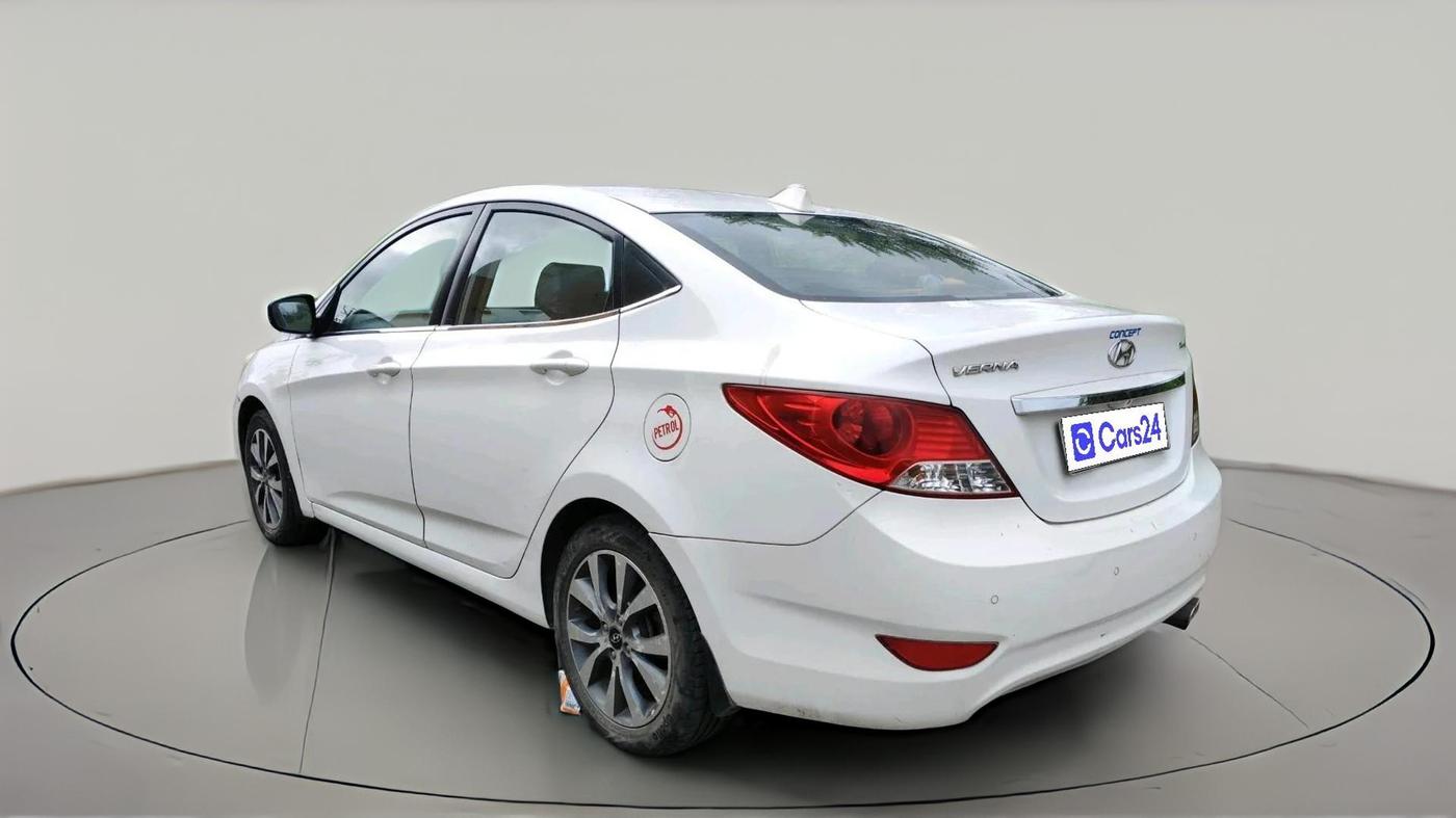 2014 Hyundai Verna FLUIDIC 1.6 VTVT SX, CNG, Manual, 86,908 km, exterior