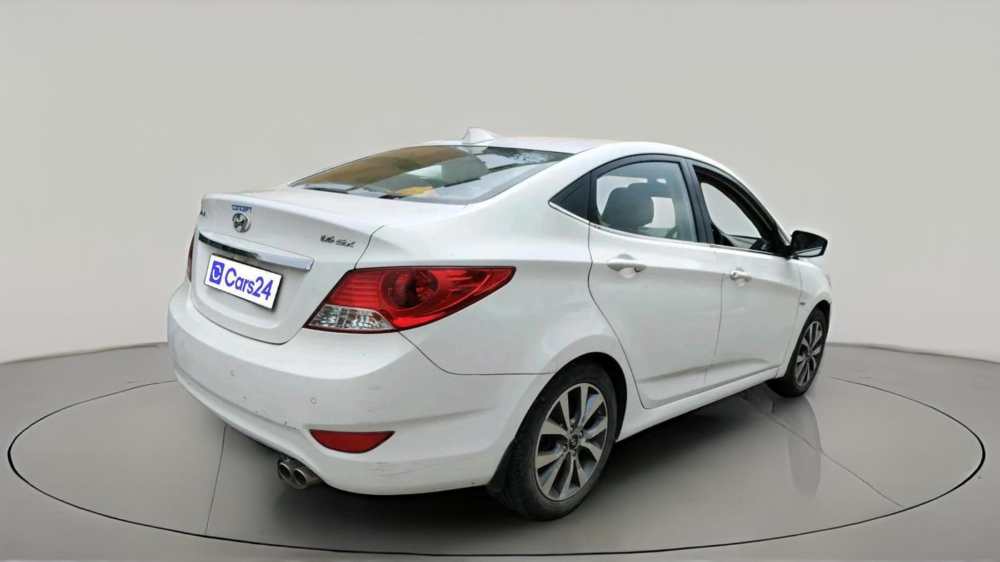 2014 Hyundai Verna FLUIDIC 1.6 VTVT SX, CNG, Manual, 86,908 km, exterior