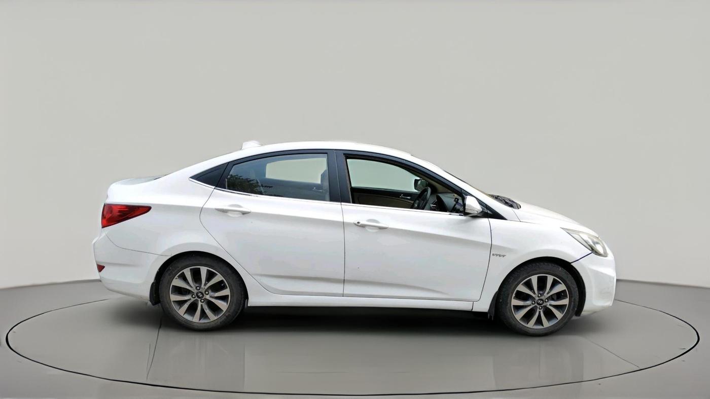 2014 Hyundai Verna FLUIDIC 1.6 VTVT SX, CNG, Manual, 86,908 km, exterior