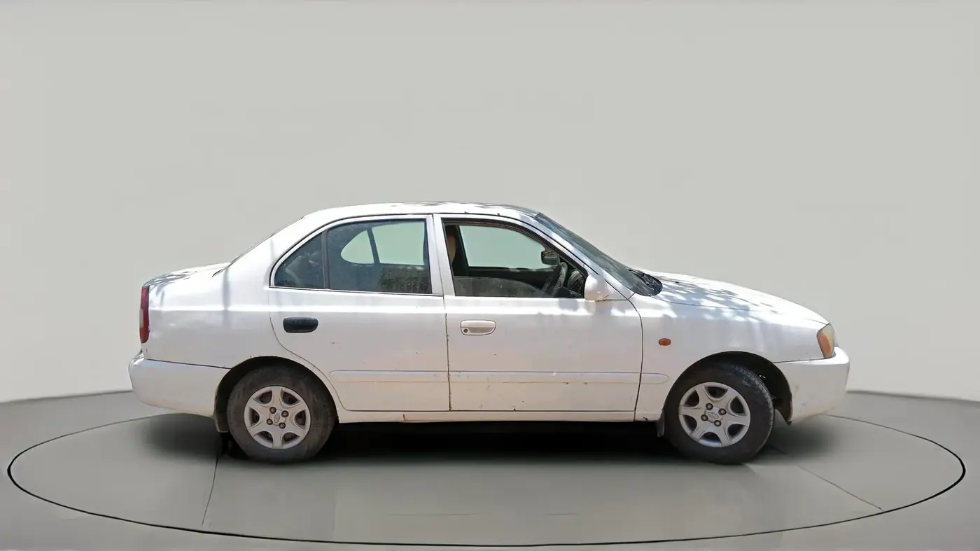 2011 Hyundai Accent GLE, CNG, Manual, 96,070 km, exterior
