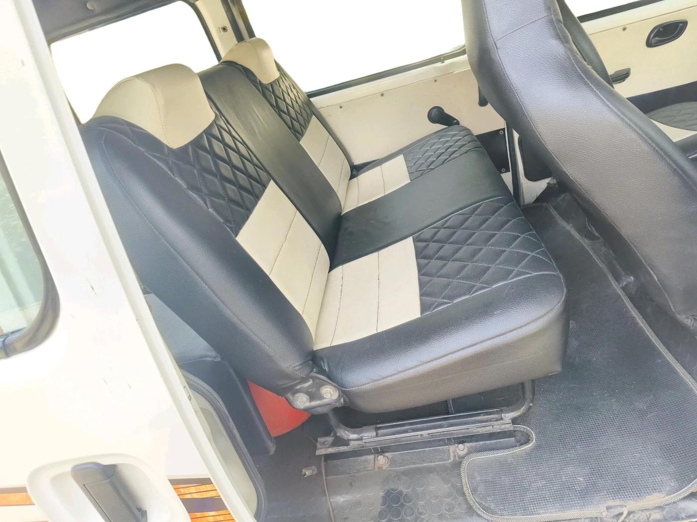 2018 Maruti Eeco 5 STR WITH A/C+HTR, CNG, Manual, 2,56,167 km, interior