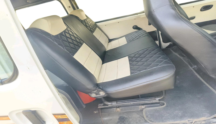 2018 Maruti Eeco 5 STR WITH A/C+HTR, CNG, Manual, 2,56,167 km, interior