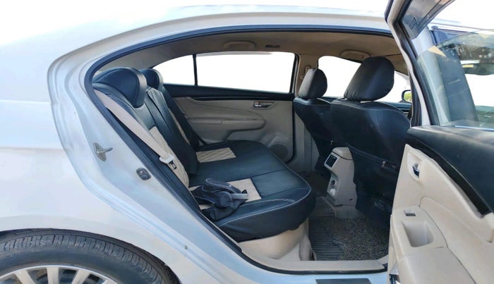 2015 Maruti Ciaz ZDI+, Diesel, Manual, 2,08,687 km, interior