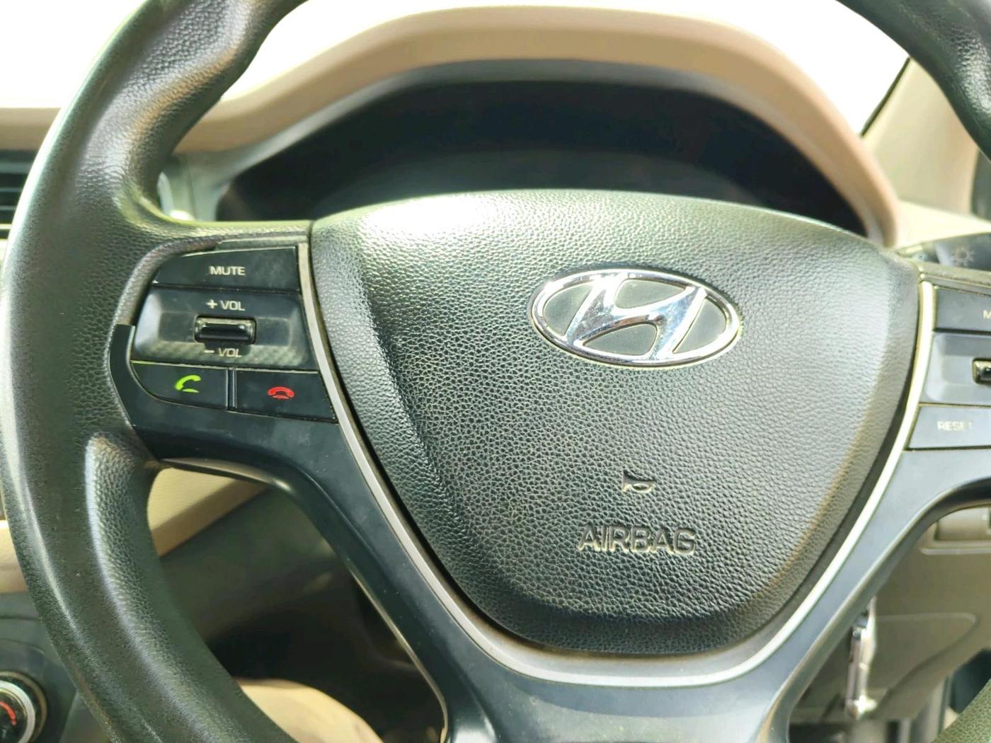 2016 Hyundai Elite i20 SPORTZ 1.4 CRDI, Diesel, Manual, 2,25,771 km, interior