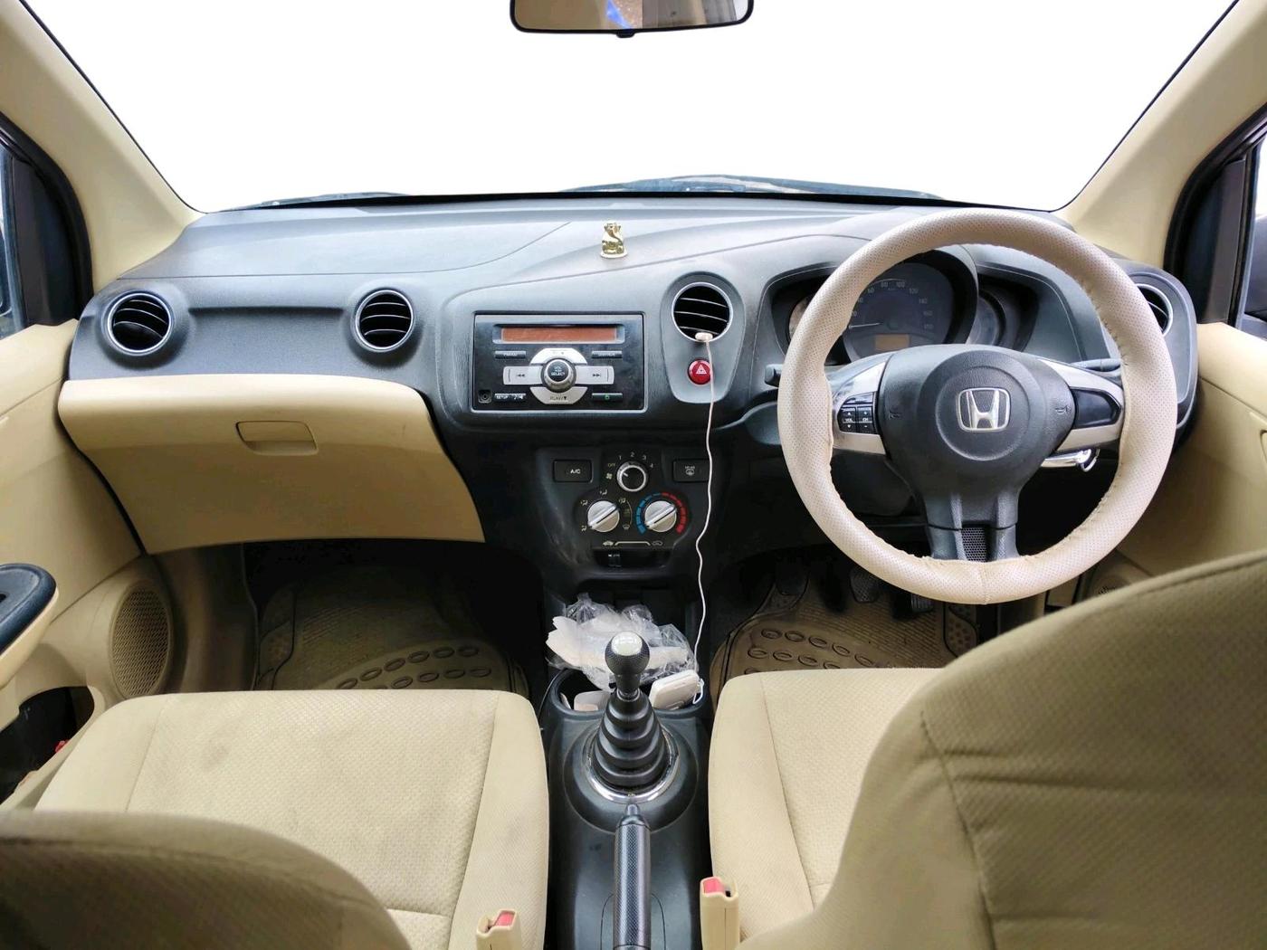 2015 Honda Brio S MT, Petrol, Manual, 61,468 km, interior
