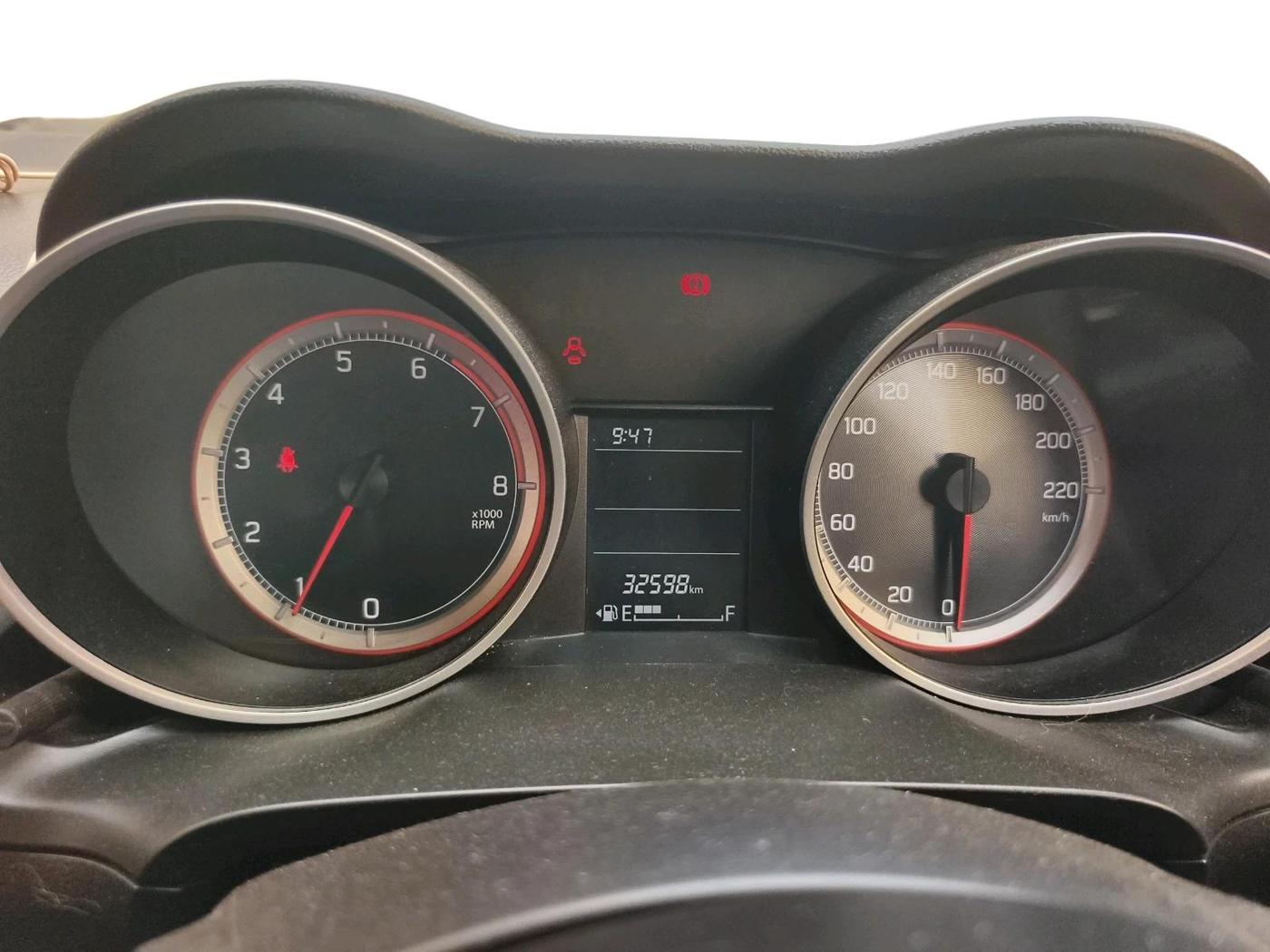 2023 Maruti Swift VXI, Petrol, Manual, 32,598 km, interior