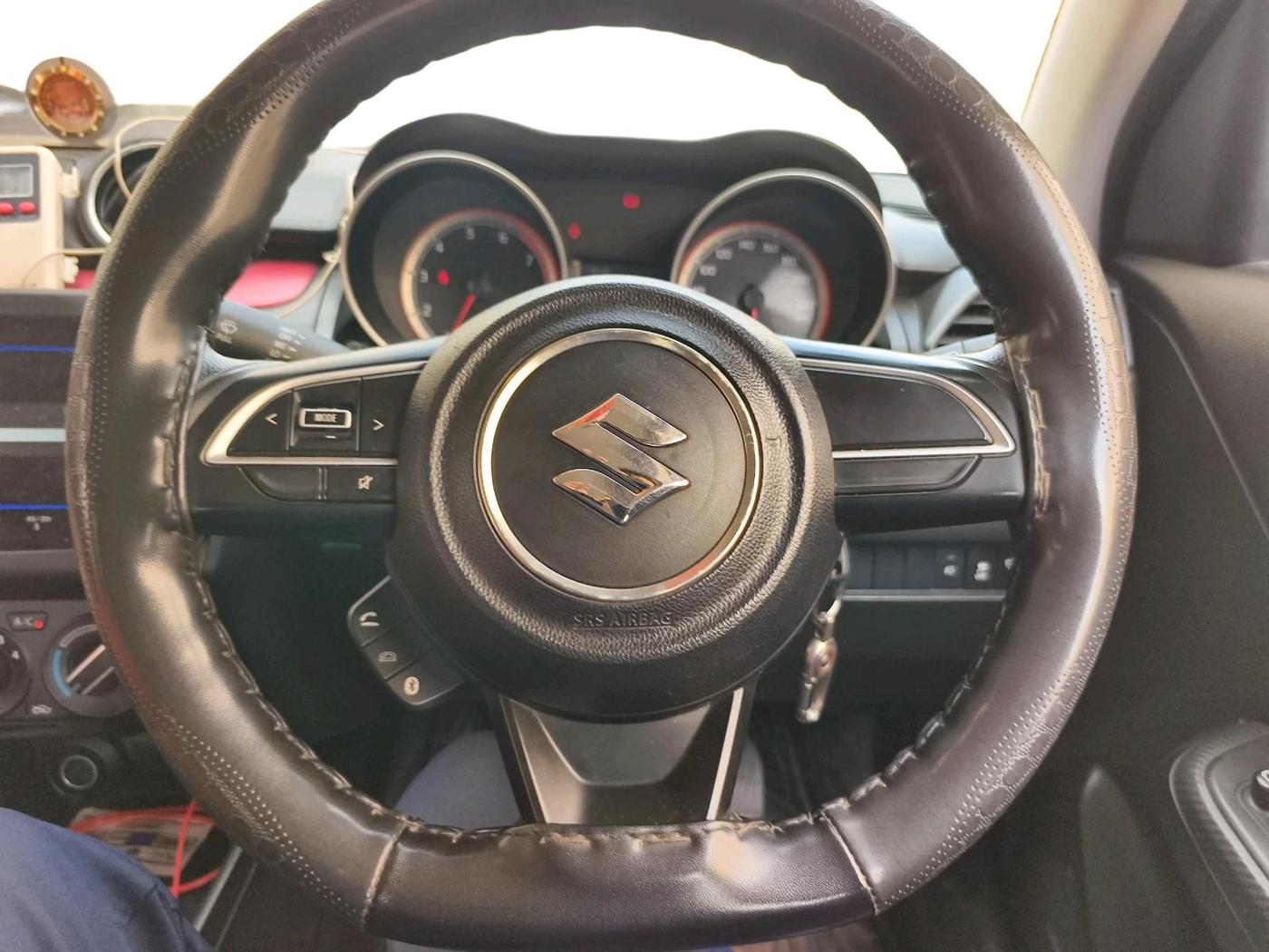 2023 Maruti Swift VXI, Petrol, Manual, 32,598 km, interior