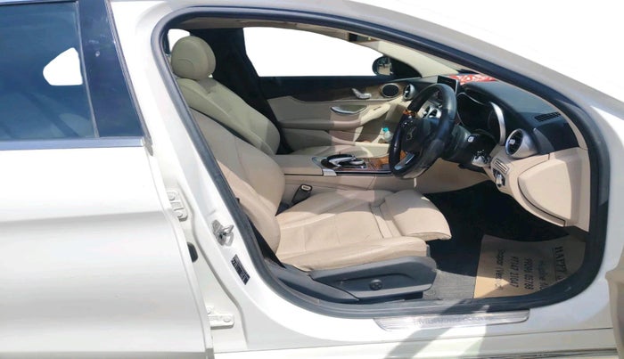 2015 Mercedes Benz C Class C 220 CDI AVANTGARDE, Diesel, Automatic, 94,741 km, interior