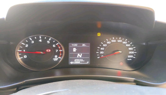 2024 Maruti Swift VXi (O) AMT, CNG, Automatic, 10,933 km, interior