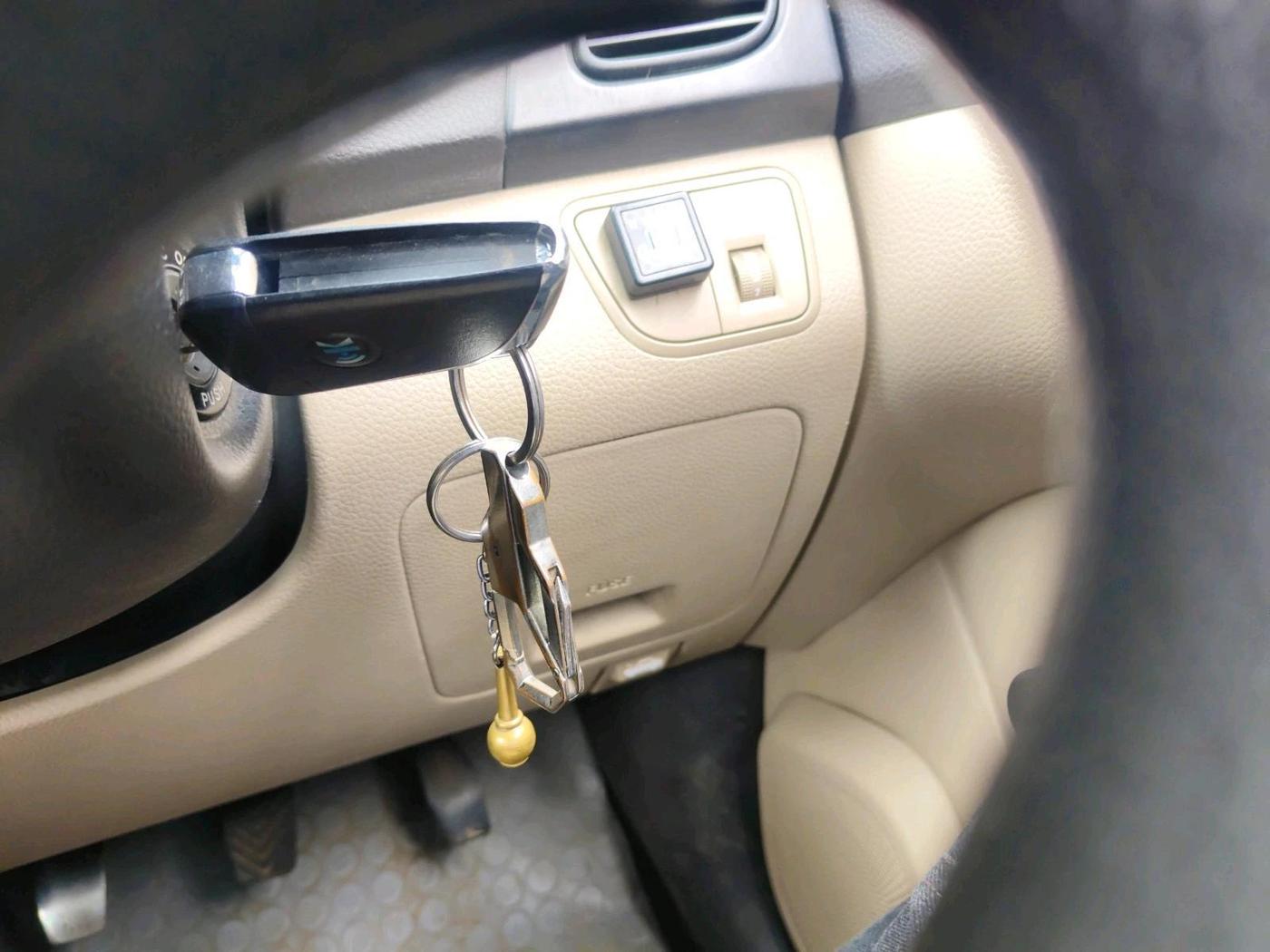2011 Hyundai Eon ERA, CNG, Manual, 82,402 km, interior