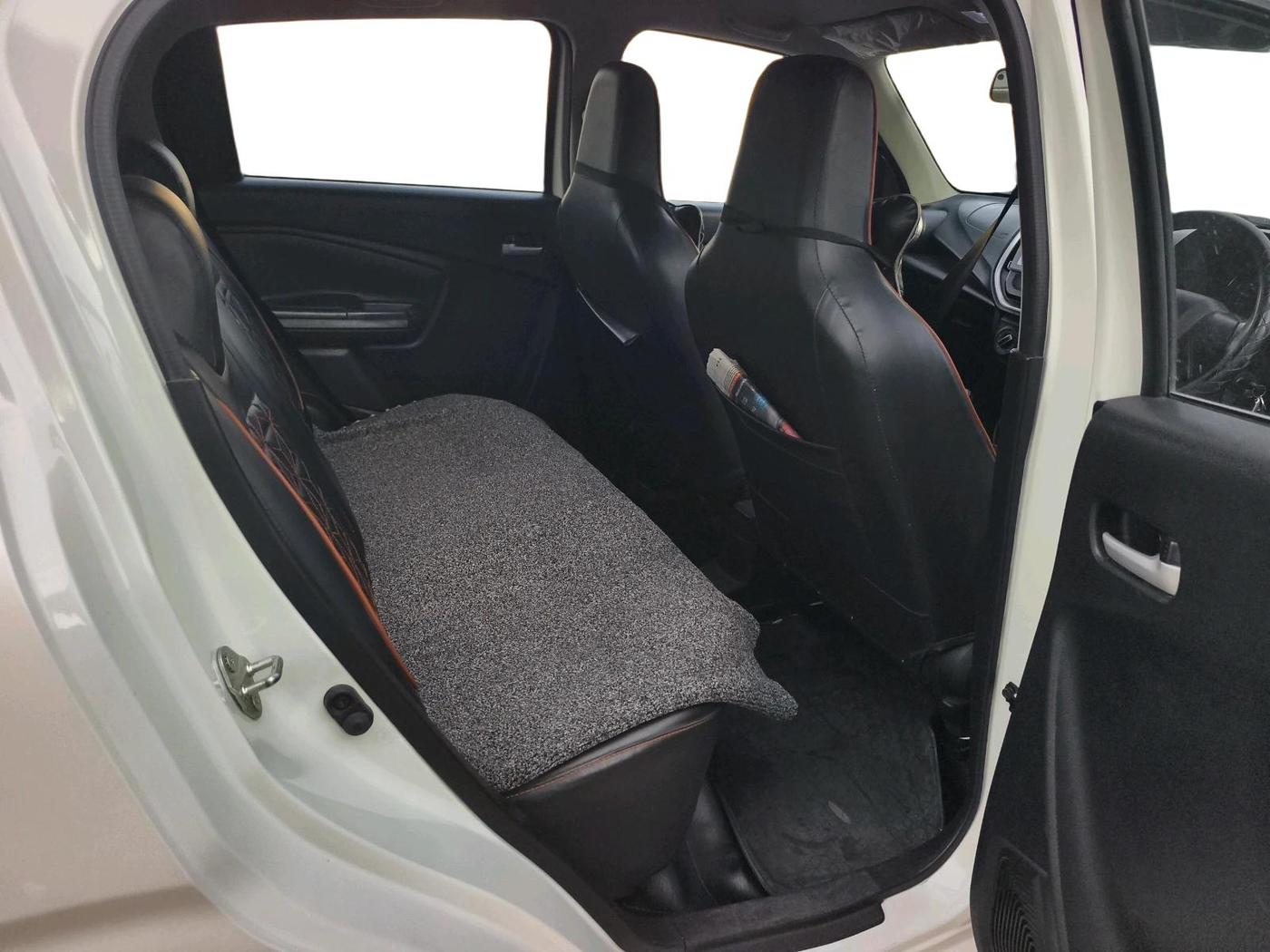 2022 Maruti Celerio VXI CNG, CNG, Manual, 26,980 km, interior