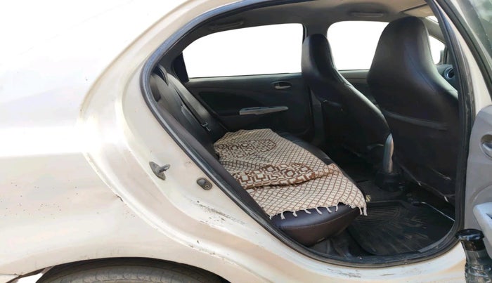 2011 Toyota Etios V, CNG, Manual, 1,60,256 km, interior