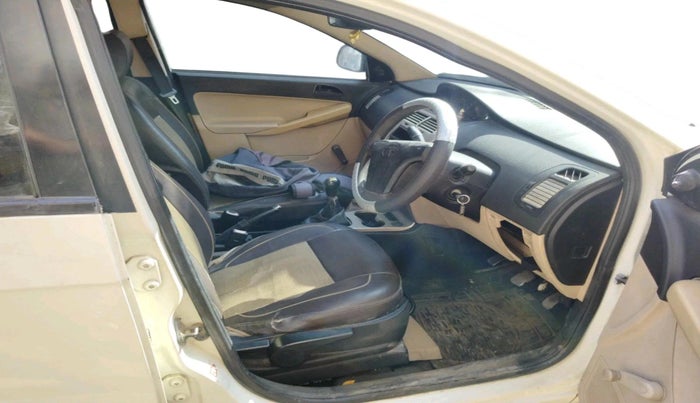 2011 Tata Indica Vista LE QUADRAJET, Diesel, Manual, 92,485 km, interior