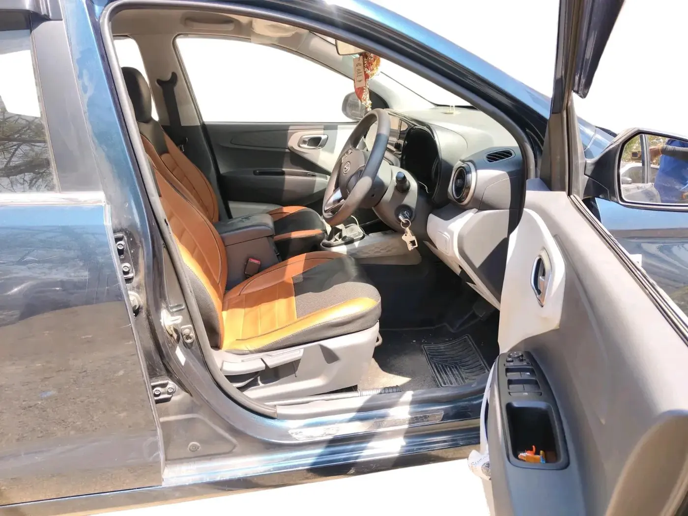 2021 Hyundai GRAND I10 NIOS SPORTZ AMT 1.2 KAPPA VTVT, Petrol, Automatic, 85,200 km, interior