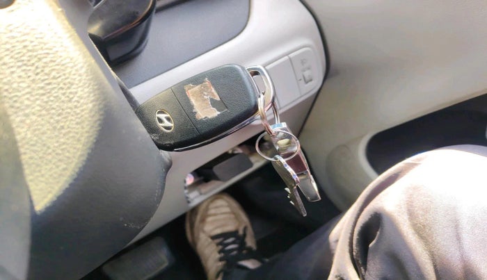 2021 Hyundai GRAND I10 NIOS SPORTZ AMT 1.2 KAPPA VTVT, Petrol, Automatic, 85,200 km, interior