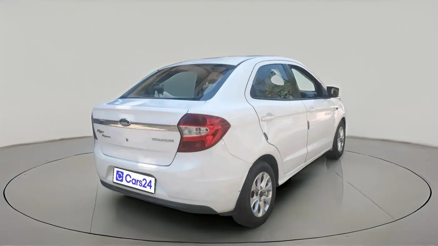 2017 Ford Figo Aspire TITANIUM 1.2 PETROL, CNG, Manual, 1,15,771 km, exterior