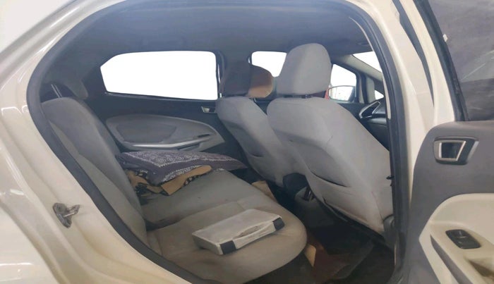 2014 Ford Ecosport TITANIUM 1.5L DIESEL, Diesel, Manual, 1,10,146 km, interior