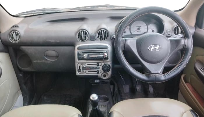 2013 Hyundai Santro Xing GL PLUS, CNG, Manual, 1,60,427 km, interior