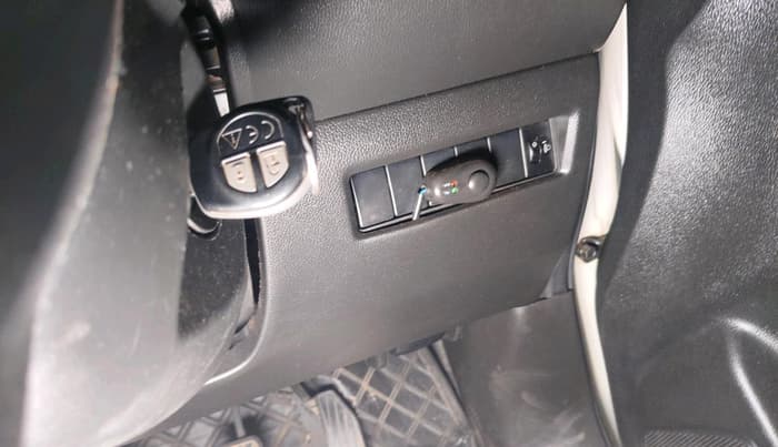 2019 Maruti Swift VXI, Petrol, Manual, 1,08,803 km, interior