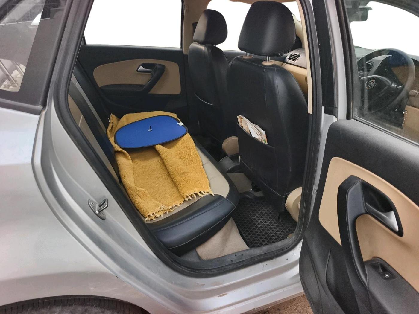 2016 Volkswagen Ameo COMFORTLINE 1.2L, CNG, Manual, 1,42,919 km, interior