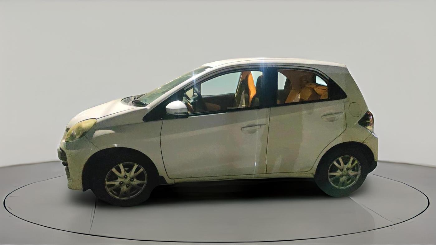 2015 Honda Brio VX MT, CNG, Manual, 1,68,208 km, exterior