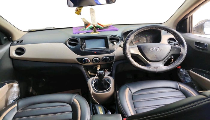 2016 Hyundai Xcent BASE 1.2, CNG, Manual, 1,05,741 km, interior