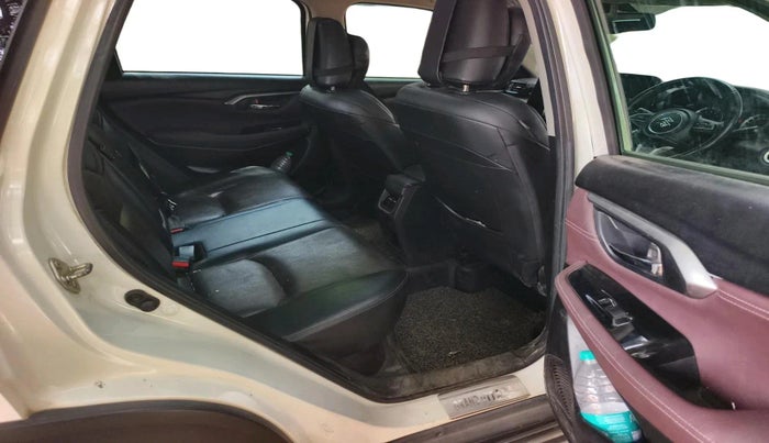 2023 Maruti Grand Vitara ALPHA SMART HYBRID, Petrol, Manual, 88,350 km, interior