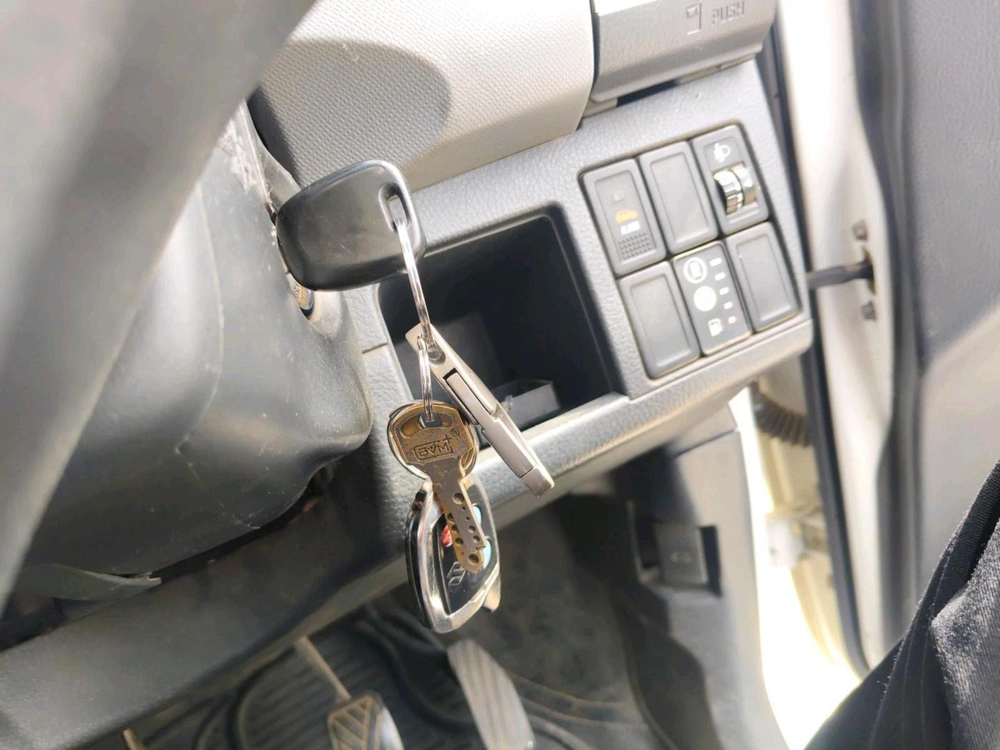 2012 Maruti Wagon R 1.0 LXI CNG, CNG, Manual, 1,33,669 km, interior