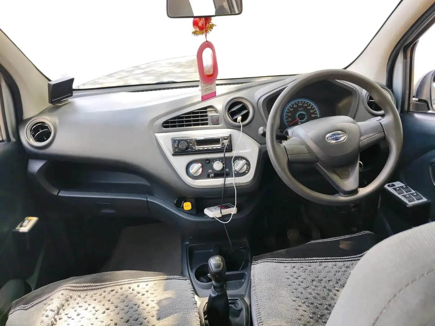 2017 Datsun Redi Go A, Petrol, Manual, 28,451 km, interior