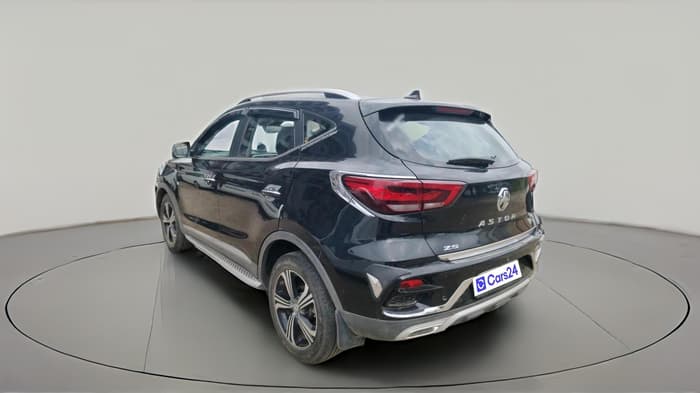 2024 MG ASTOR  Sharp Pro 1.5 MT (Ivory), Petrol, Manual, 15,635 km, exterior