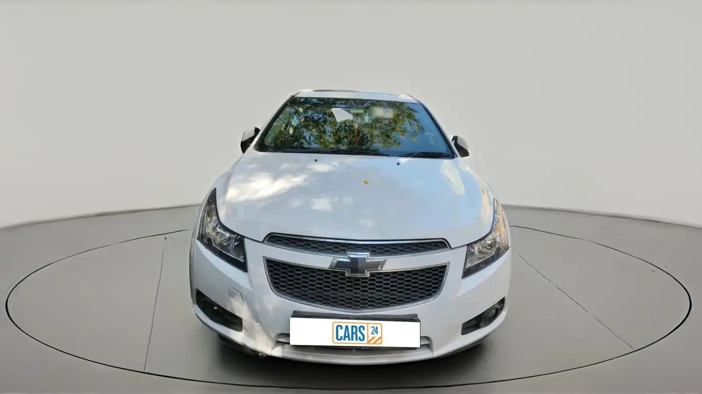 2011 Chevrolet Cruze LTZ, Diesel, Manual, 1,19,483 km, exterior
