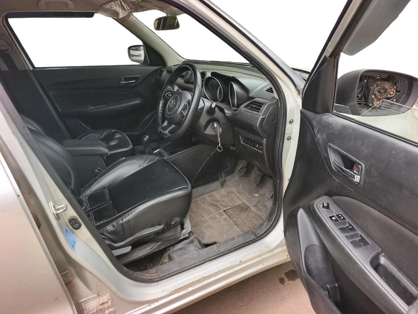 2023 Maruti Swift VXI, Petrol, Manual, 72,414 km, interior