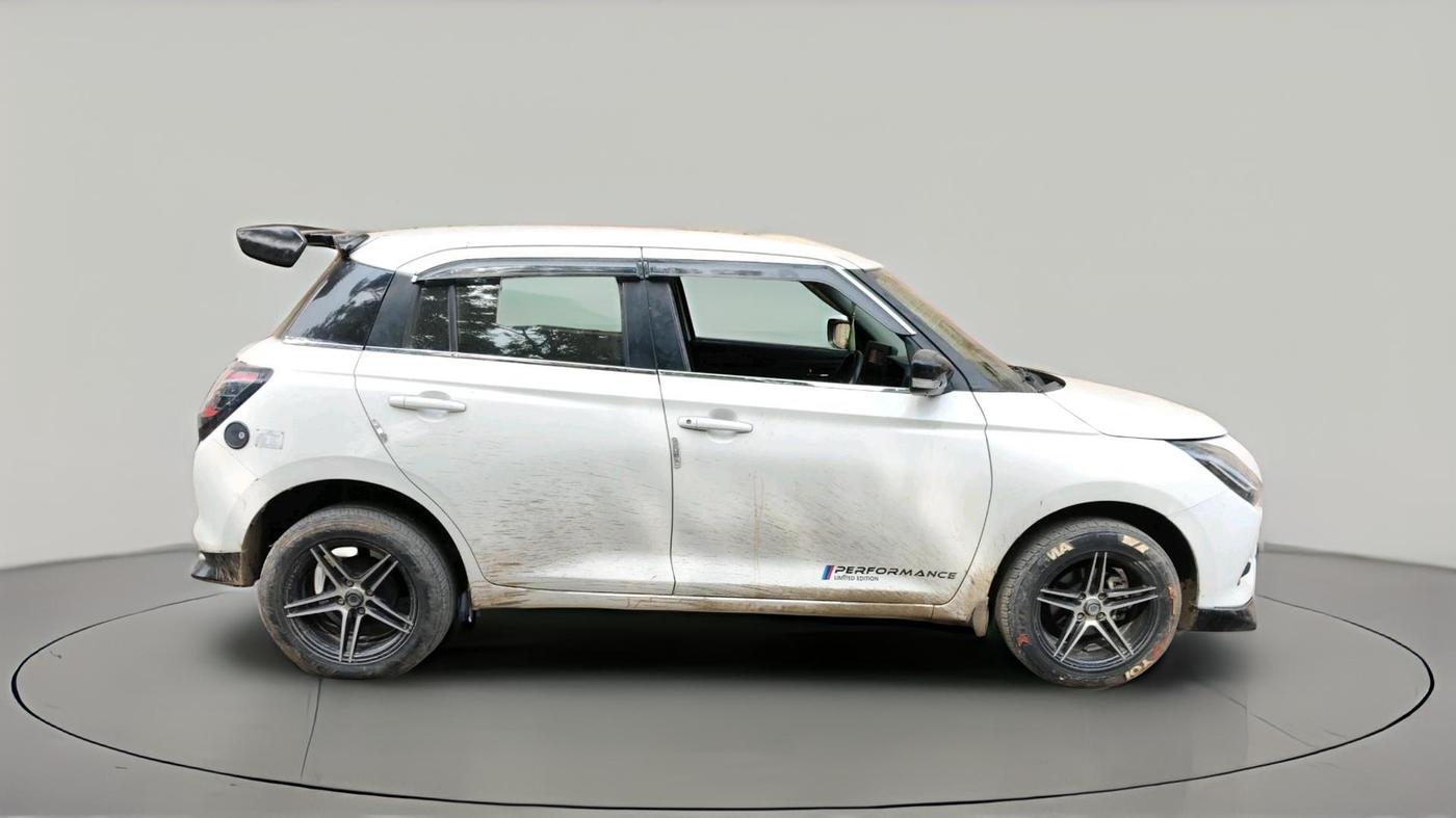 2025 Maruti Swift VXI 1.2L CNG, CNG, Manual, 61,507 km, exterior