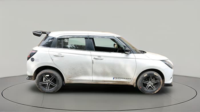 2025 Maruti Swift VXI 1.2L CNG, CNG, Manual, 61,507 km, exterior