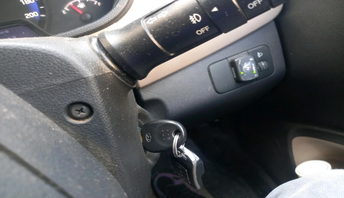 2018 Hyundai Xcent E+, CNG, Manual, 1,31,802 km, interior