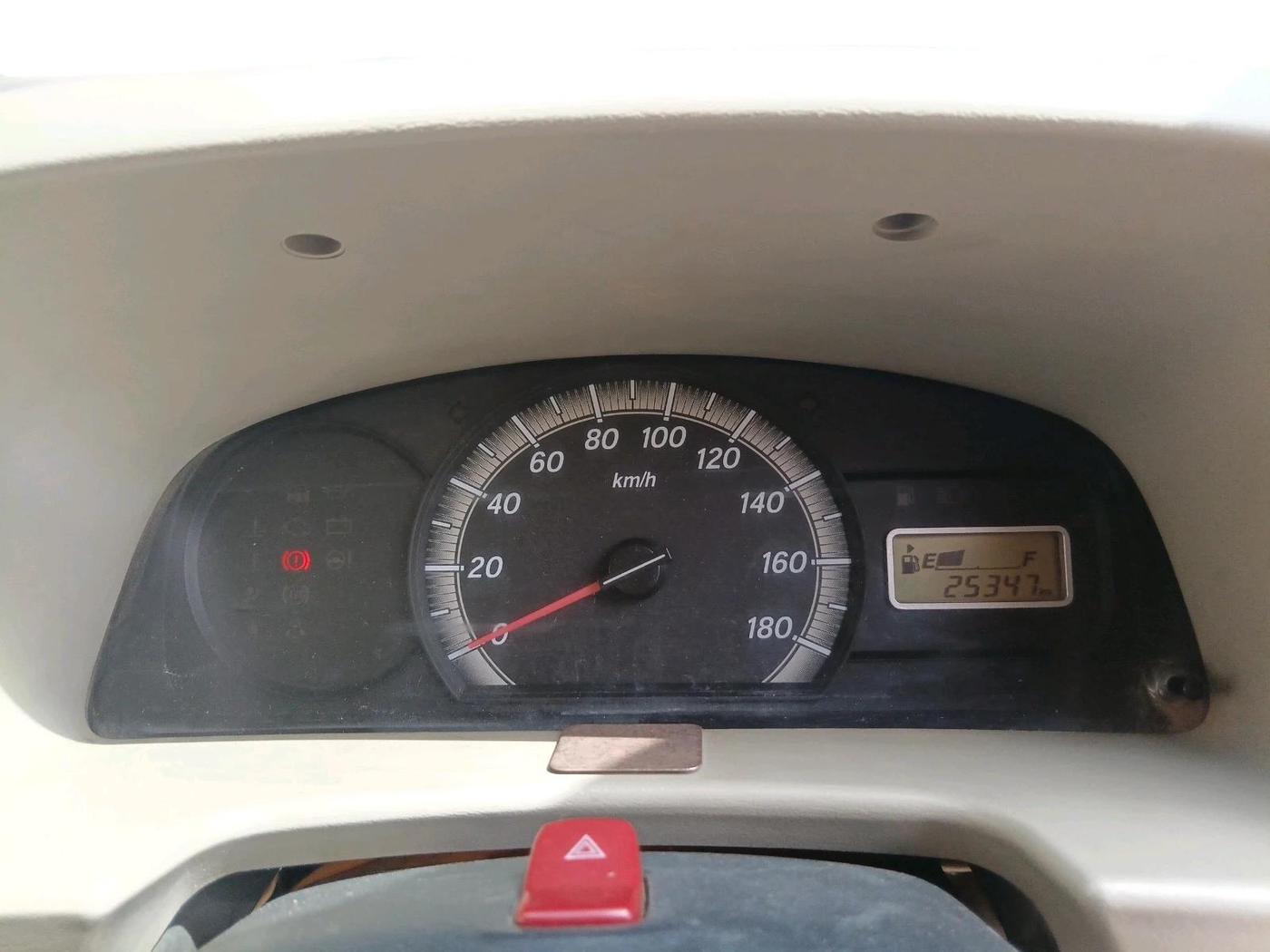 2018 Maruti Eeco 5 STR WITH A/C+HTR, Petrol, Manual, 25,347 km, interior