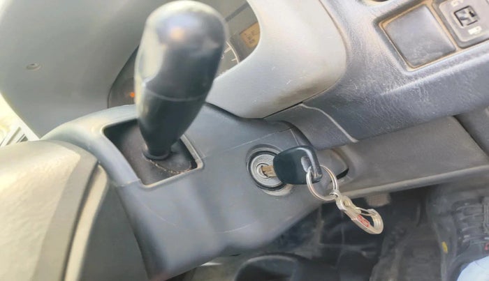 2011 Maruti Alto LXI, CNG, Manual, 1,31,869 km, interior