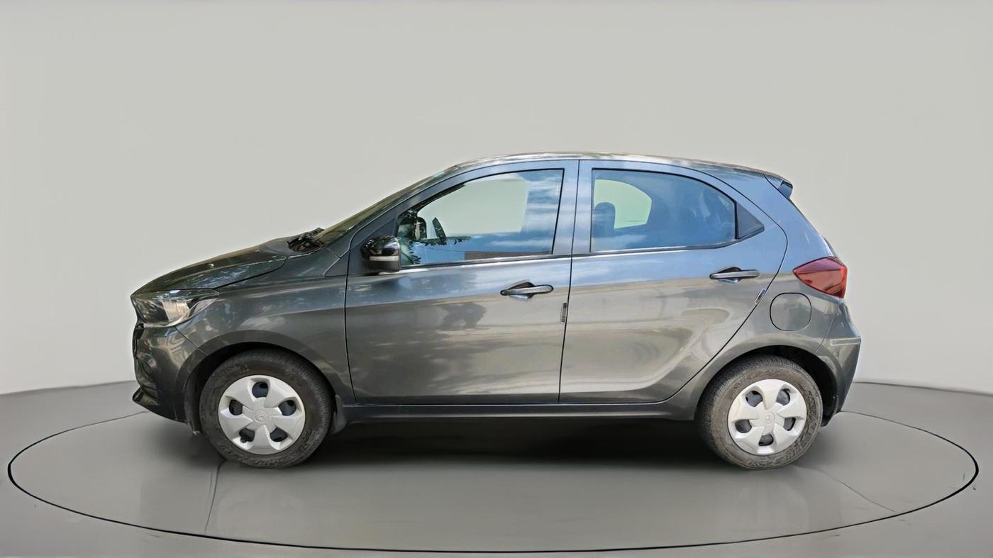 2023 Tata Tiago XT (O) PETROL, Petrol, Manual, 6,892 km, exterior