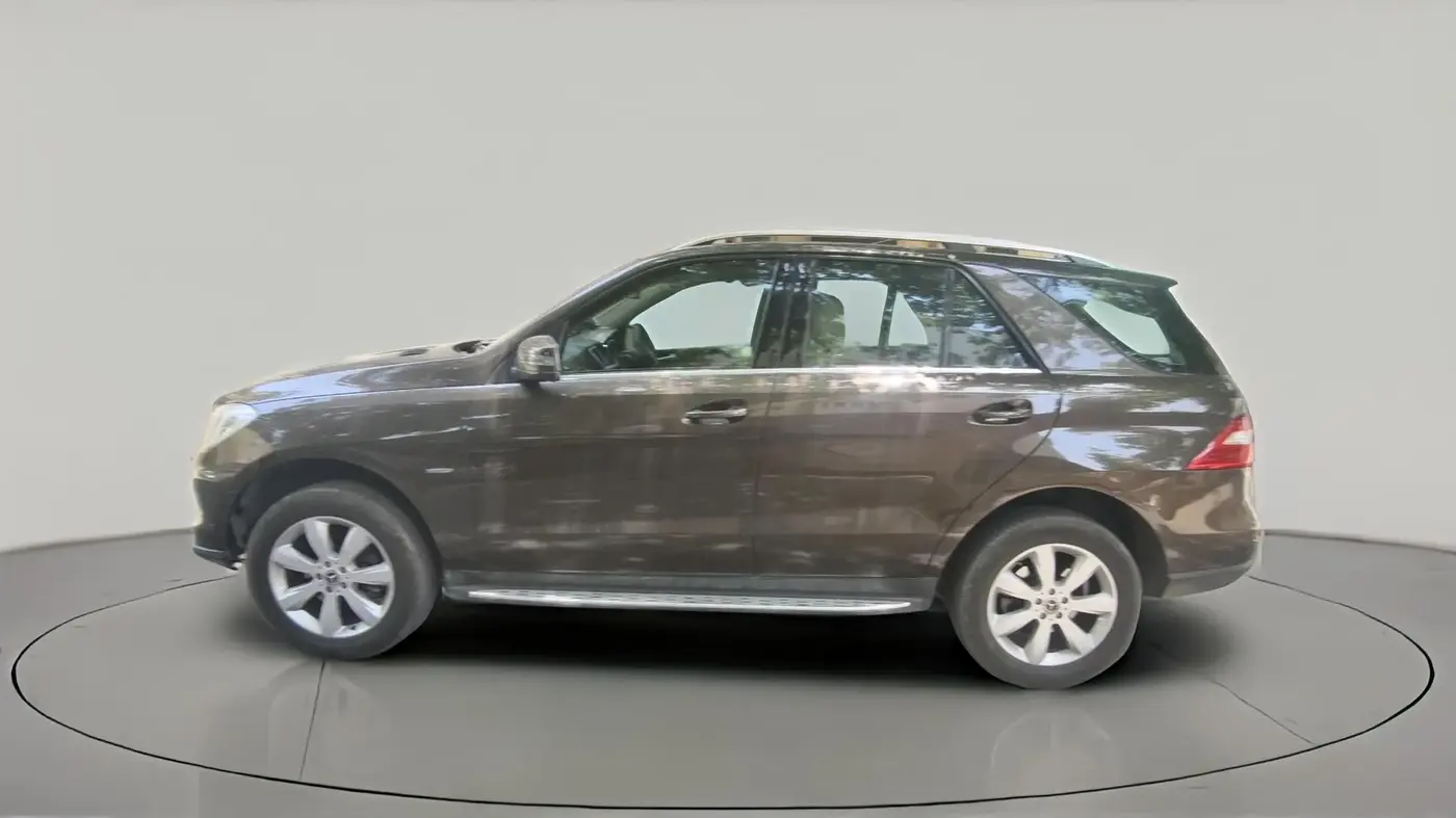 2012 Mercedes Benz Ml Class 350 CDI, Diesel, Automatic, 1,69,680 km, exterior