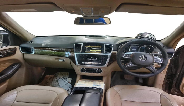 2012 Mercedes Benz Ml Class 350 CDI, Diesel, Automatic, 1,69,680 km, interior