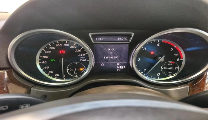 2012 Mercedes Benz Ml Class 350 CDI, Diesel, Automatic, 1,69,680 km, interior