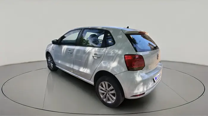 2013 Volkswagen Polo HIGHLINE1.2L, Petrol, Manual, 1,51,273 km, exterior
